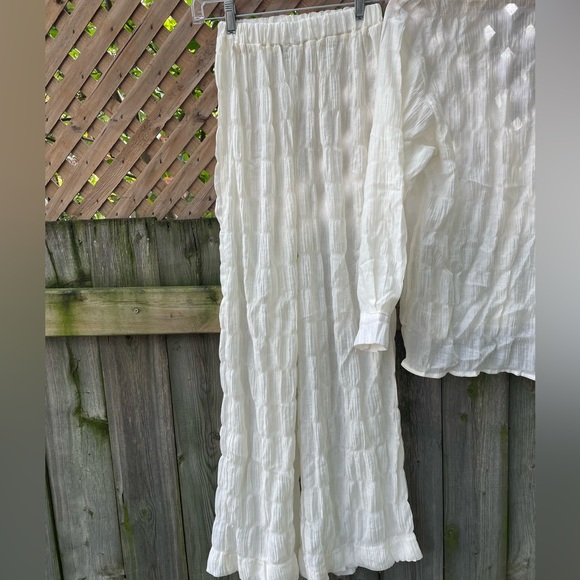 Nasty Gal Two Piece Sheer Seersucker Top and Pant Set - Picture 7 of 7